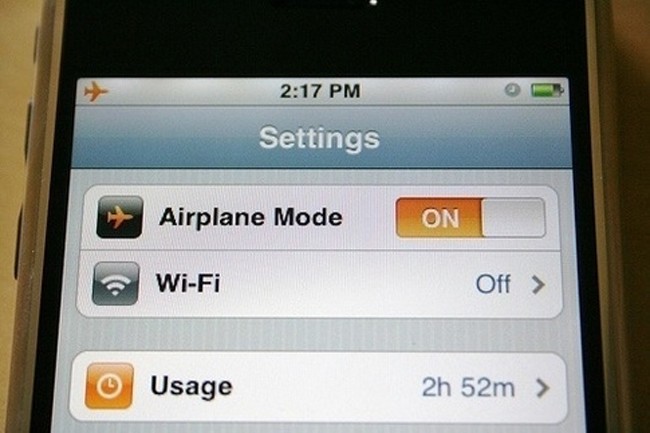 airplane mode phone - Settings Airplane Mode On WiFi Off > 0 Usage 2h 52m >
