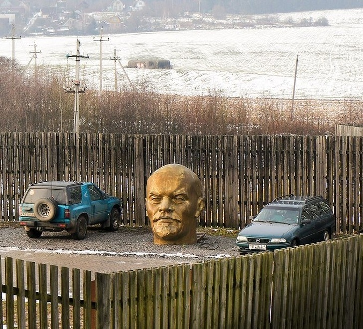 bronze lenin head