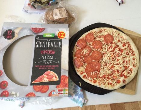 misleading packaging - 2 Sionebaked Pepperoni Pizza