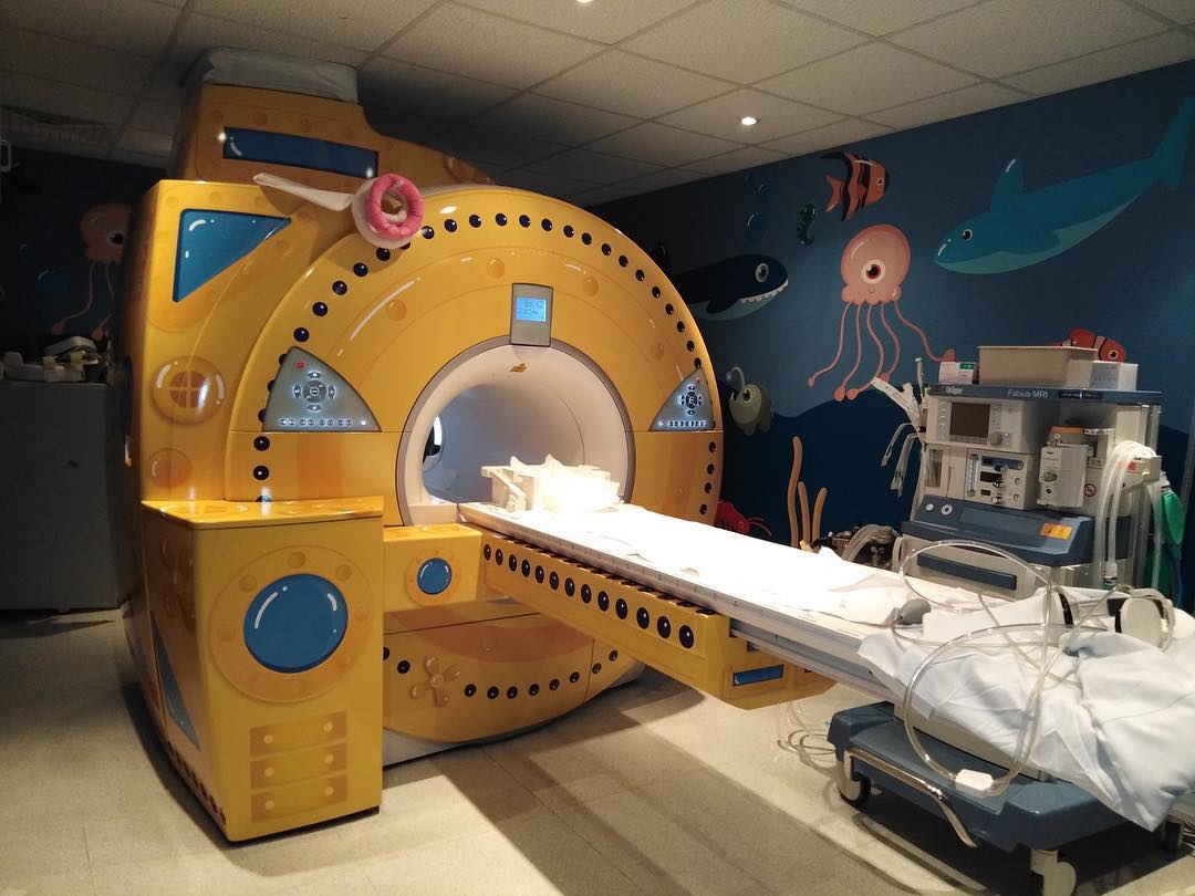 Doctors paint the MRI machine in the children’s clinic to look like a submarine