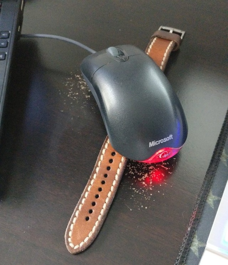 Stop your computer from falling asleep. It can be irritating when you’re working on something important, but don’t want to keep shaking your mouse to keep your computer awake. This ensures that your mouse is constantly registering movement, giving you more time to be productive.