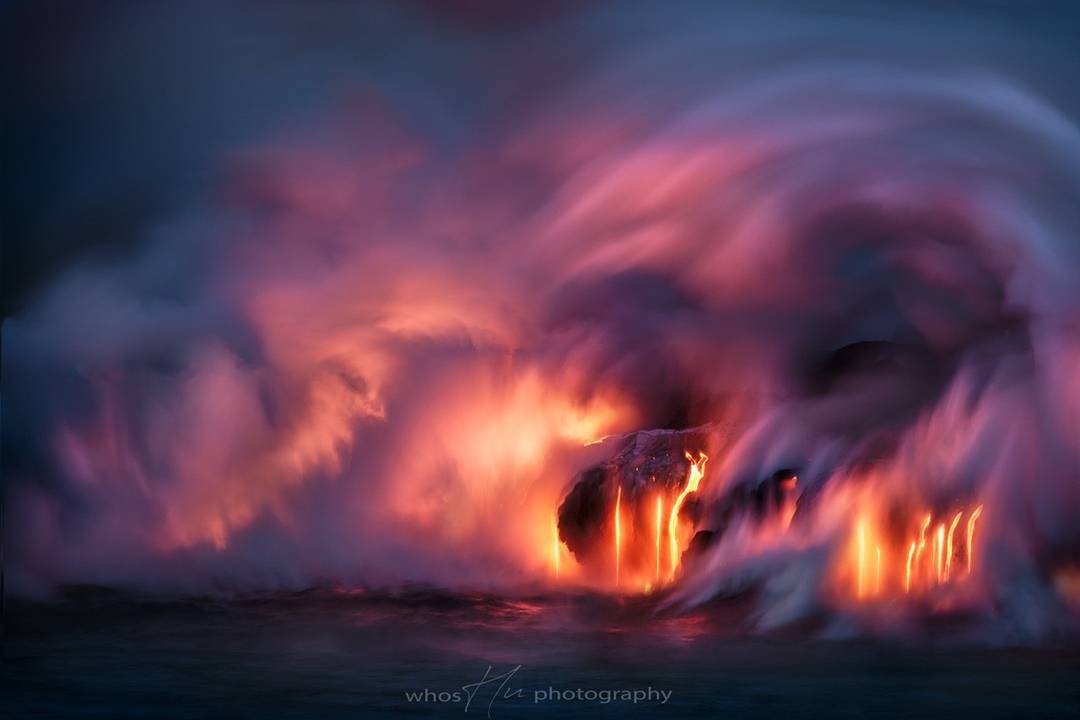 “The real show for the ocean lava entry started after sunset. For a magical 10 minutes, the glow from the lava balanced perfectly with the dwindling twilight.”