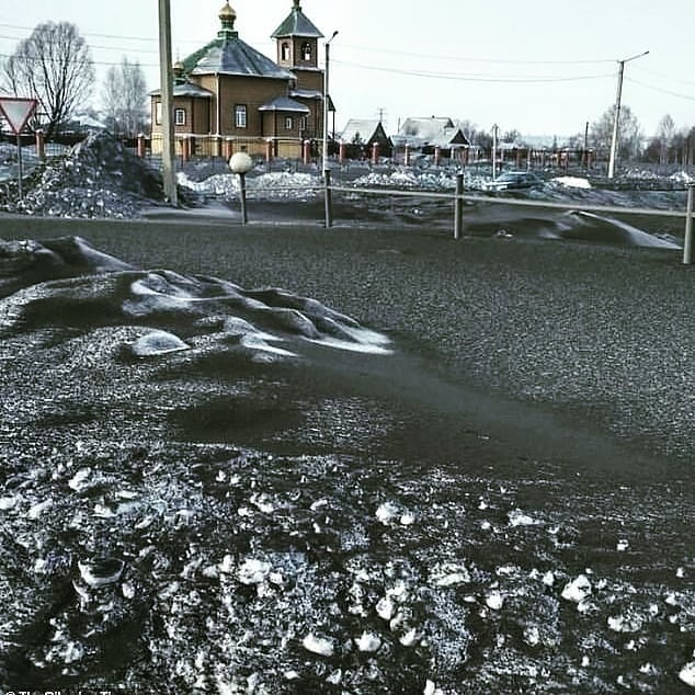 Siberia had a very bizarre black snow storm... and the results will make you do a doubletake.