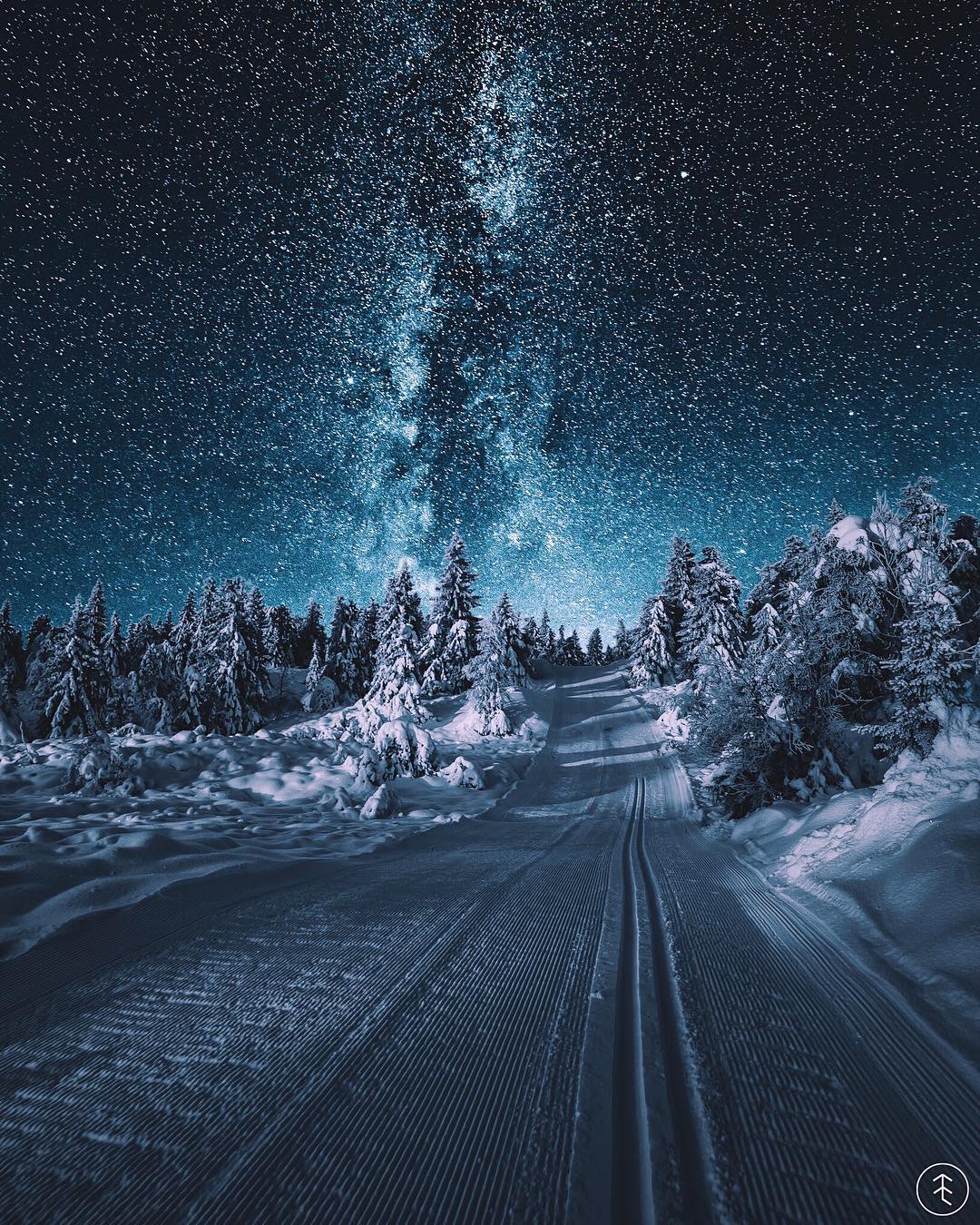 A clear, starry night in Norway