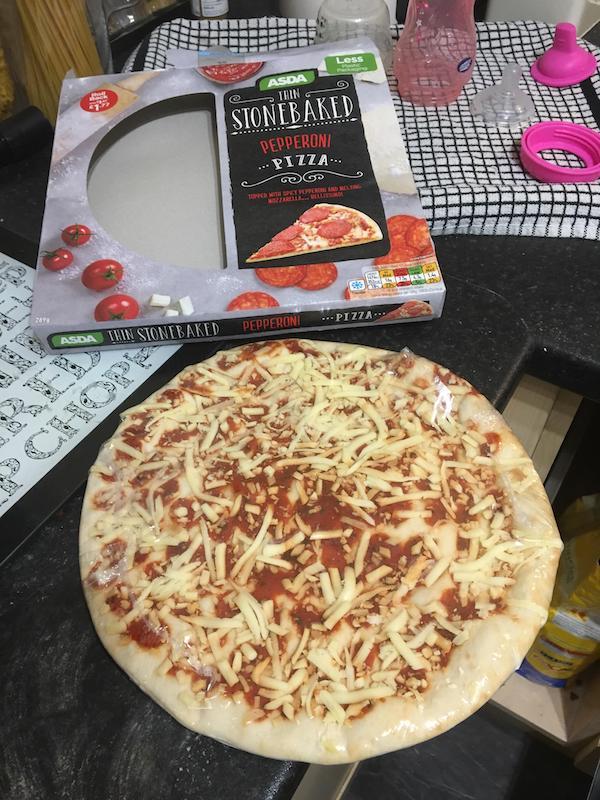 pizza cheese - Less Trin Stonebaked Re Pepperoni Pizza... Gog Pizza Pepperoni Asda In Stonebaked