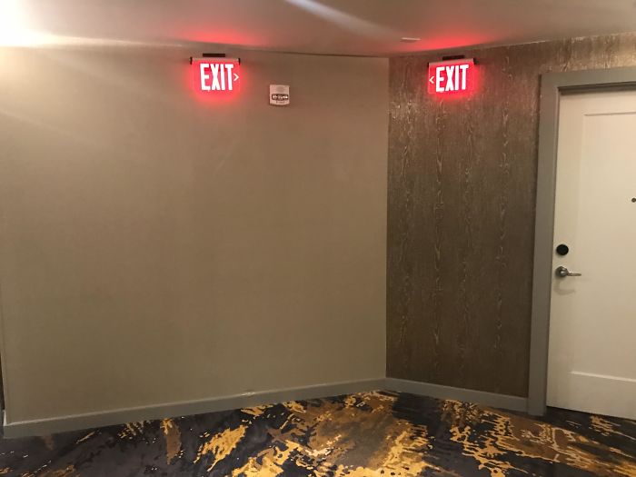 30 horrible hotel fails that people have come across.