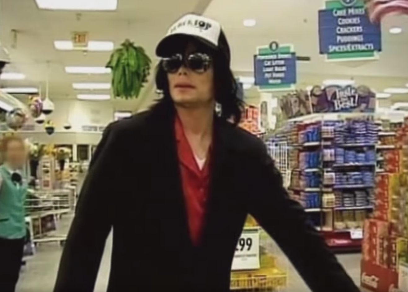 A supermarket was closed down so that Michael Jackson could fulfill his dream to go to a supermarket and shop like everybody else.