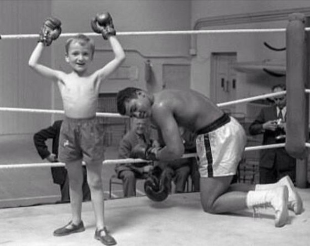Muhammad Ali letting a young fan win a fight.