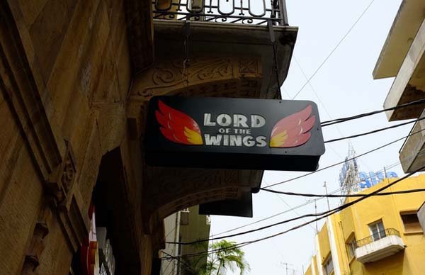 28 Restaurant Names Too Clever For Their Own Good