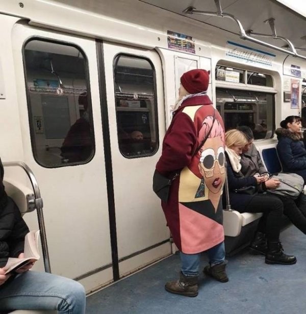 30 Strange things spotted on the subway.