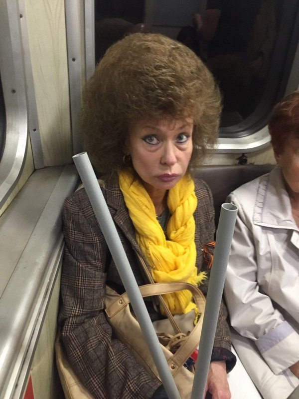 30 Strange things spotted on the subway.