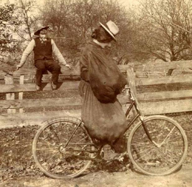 historical photo of cycling