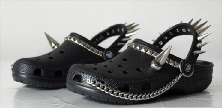 goth crocs