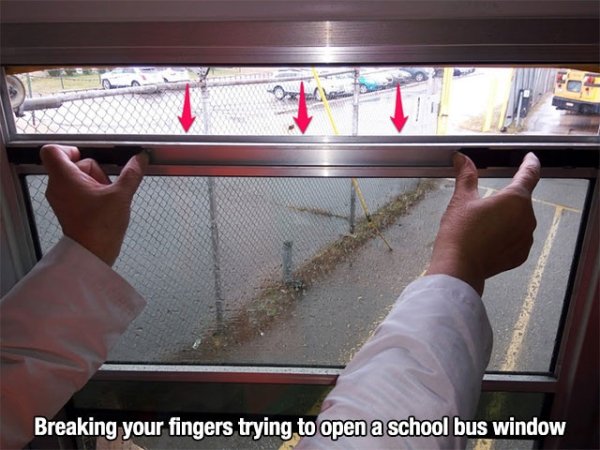 open bus window - Breaking your fingers trying to open a school bus window