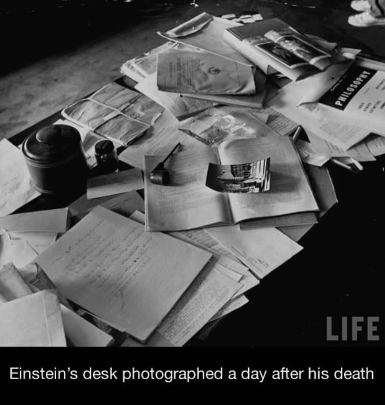 einsteins desk - Argosok Life Einstein's desk photographed a day after his death
