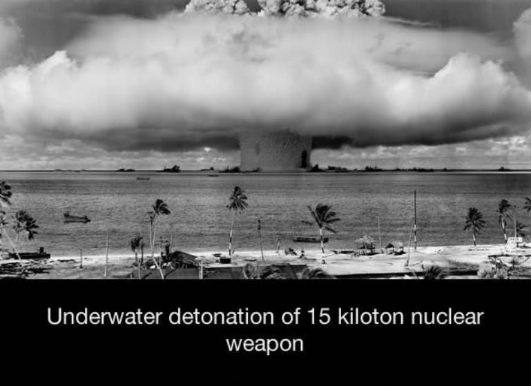atomic bomb - Underwater detonation of 15 kiloton nuclear weapon