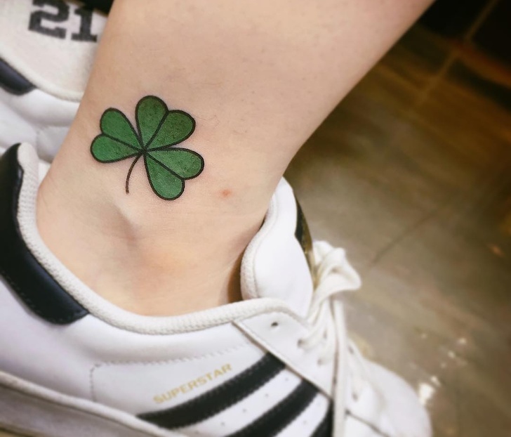 3 leaf clover tattoo