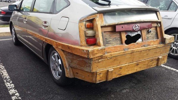 Wooden bumper with a padlock.