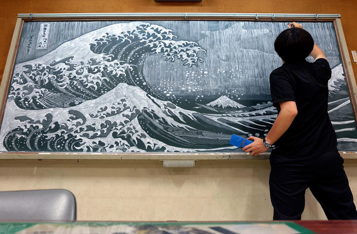 Expert chalkboard art.