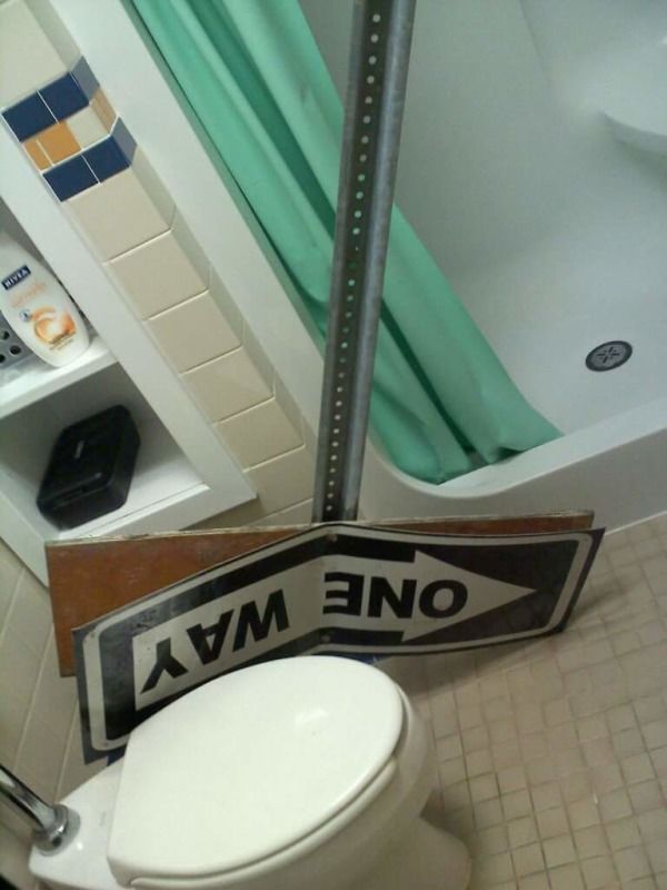fail pics - toilet seat - One Way