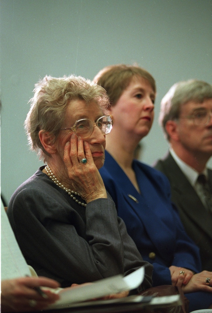 Stella Liebeck won money from McDonald's after she spilled hot coffee on her lap, 1995.