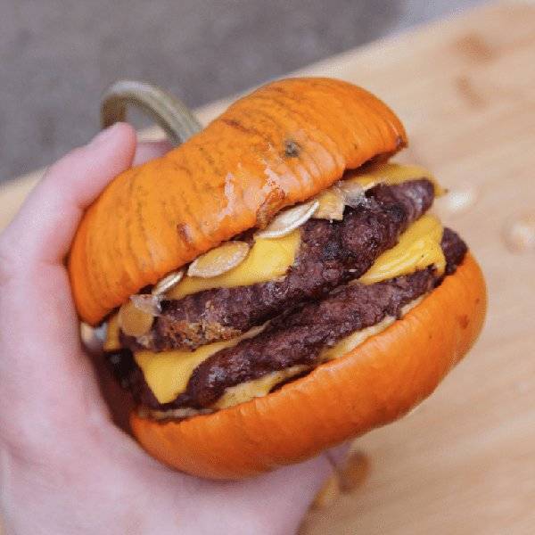 Food monstrosities of a pumpkin cheezburger
