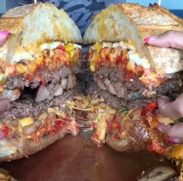 Food monstrosities of a huge burger