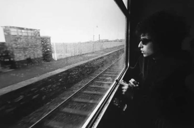 Bob Dylan On Train From Dublin To Belfast, 1966