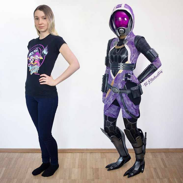 mass effect cosplay - The Blackwatery