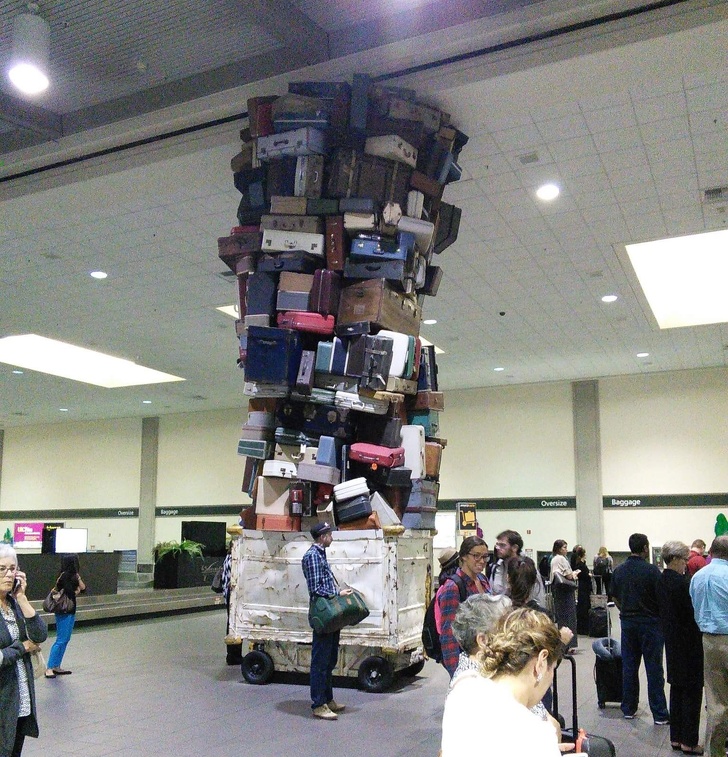 sacramento international airport - Baggage