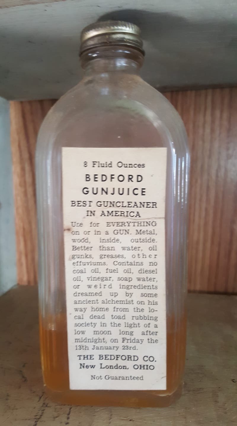 glass bottle - 8 Fluid Ounces Bedford Gunjuice Best Guncleaner In America Uze for Evepything on or in a Gun. Metal, wood inside, outside. Better than water, oil guns, greases, other eftuviums. Contains no coal oil, fuel oil, diesel oil, vinegar, soap wate