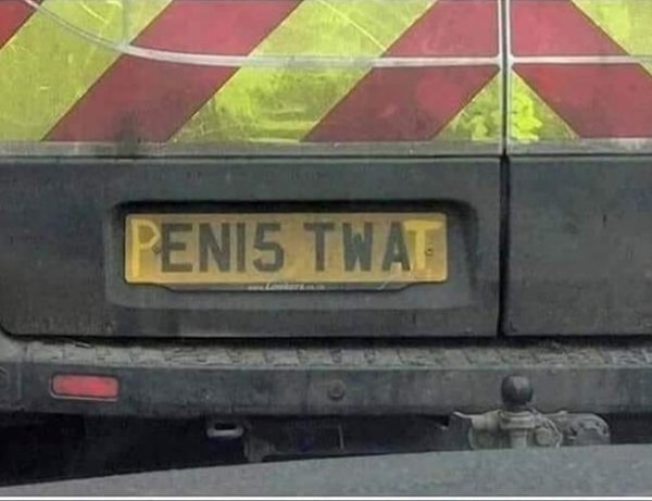 humour british memes - Penis Twat