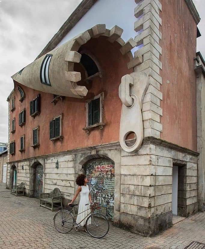 pics and memes - alex chinneck milan