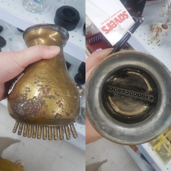 “Found this brassy item at a thrift shop in Victoria, Australia. It sat on top of a steel base frame. What is this thing?” Pasta maker.