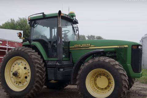 tractor - John Deere