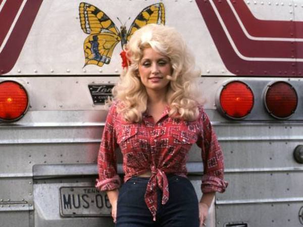 Dolly Parton lost a Dolly Parton look alike contest.