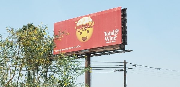 total wine meme - Total Wine minswing stores in Socx