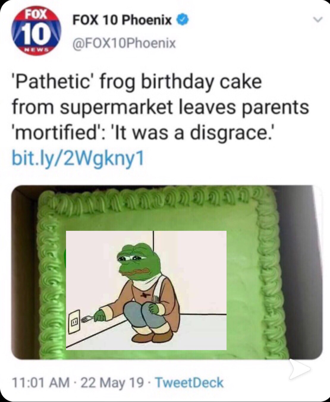 memes - grass - Fox Fox 10 Phoenix 'Pathetic' frog birthday cake from supermarket leaves parents 'mortified' 'It was a disgrace.! bit.ly2Wgkny1 22 May 19. TweetDeck