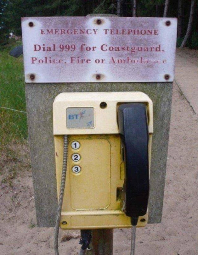 payphone - Emergency Telephone Dial 999 for Coastguard, Police, Fire or Ambulante