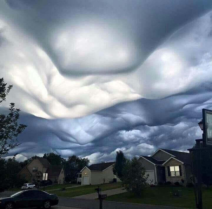 These waves of clouds look like an ocean in the sky.