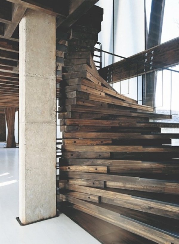 reclaimed wood stairs - Izol