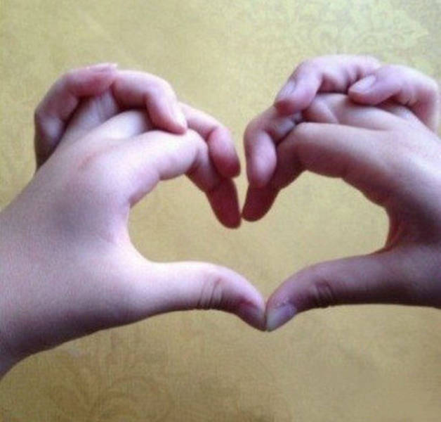Impressively Weird Talents - hand shaped like heart