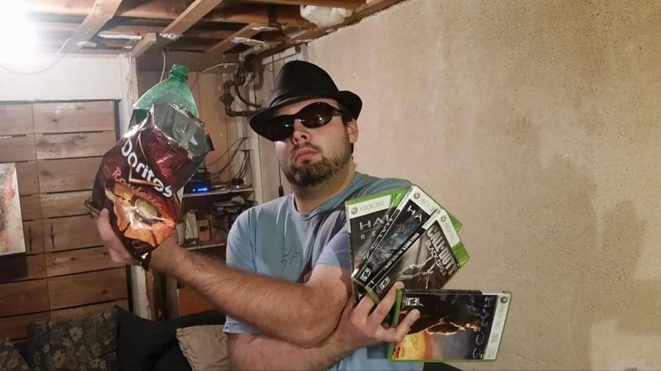 30 Neckbeards who may be more fedora than man.