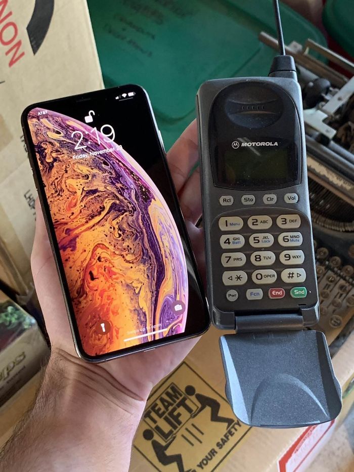 Phone From 1998 vs.  Phone From 2018.