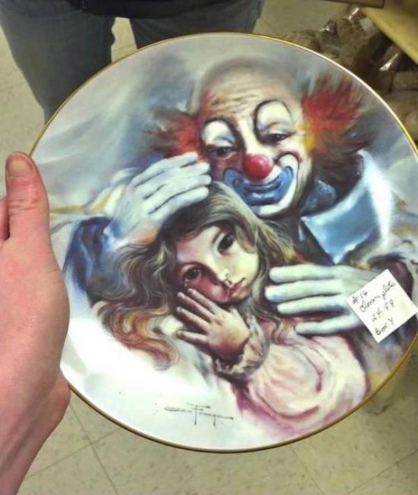 scary clown plate