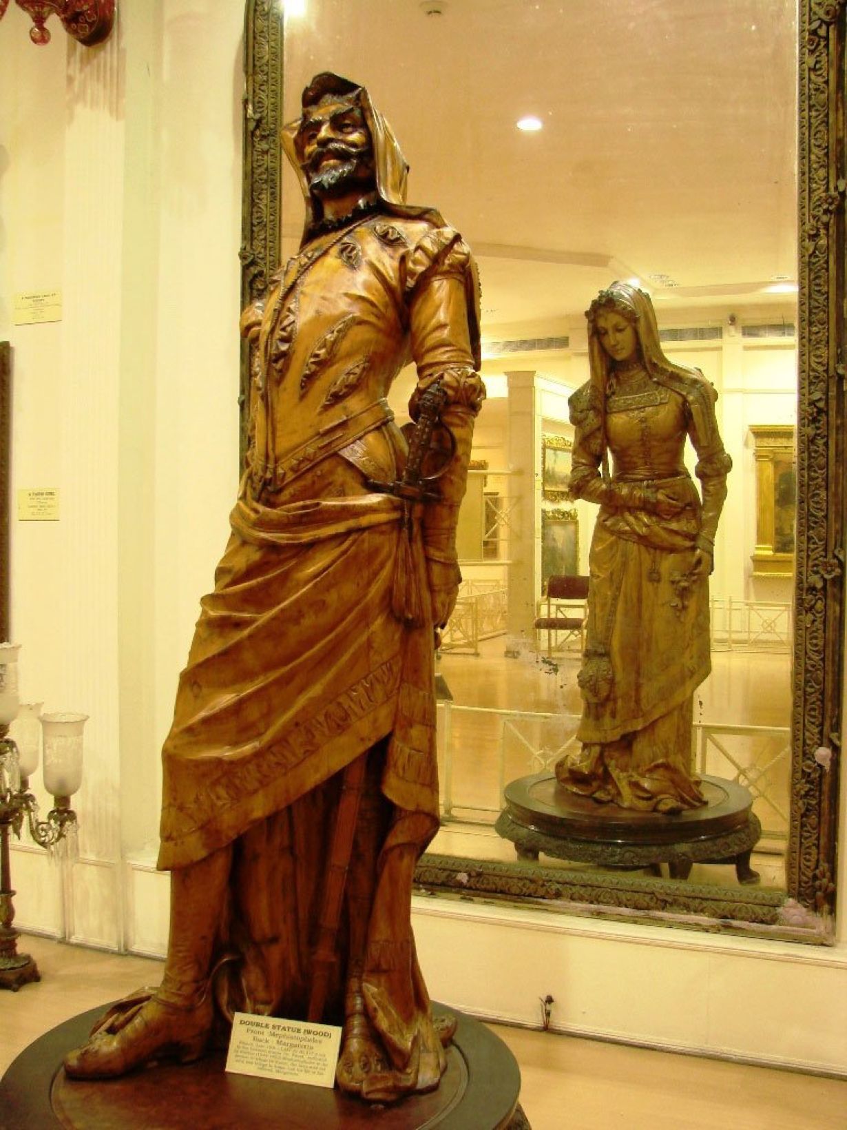 mephistopheles and margaretta - Awt Wonen Wwwywaya You Double Statue Wood Front Metalles tarian