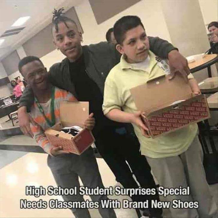 music - Scm View High School Student Surprises Special Needs Classmates With Brand New Shoes