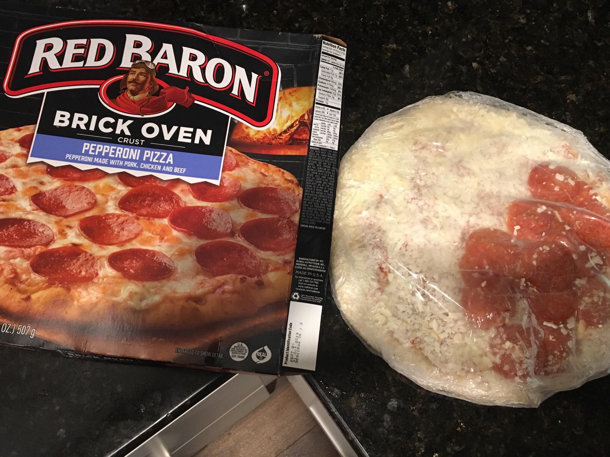 pepperoni - Red Raron Nutrition Facts San So tresno S Total Fil 179 Saturdal 79 % Traps Fat og Cholesterom 13 Sodium B1mg 34% Potassium mg Today 33 11% Dietary Fiber 2008 Sugar Protein 139 Van n . Brick Oven www Les Crust Pepperoni Pizza Pepperoni Made Wi