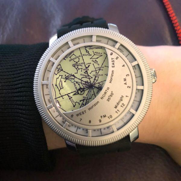 This watch that shows what constellations.