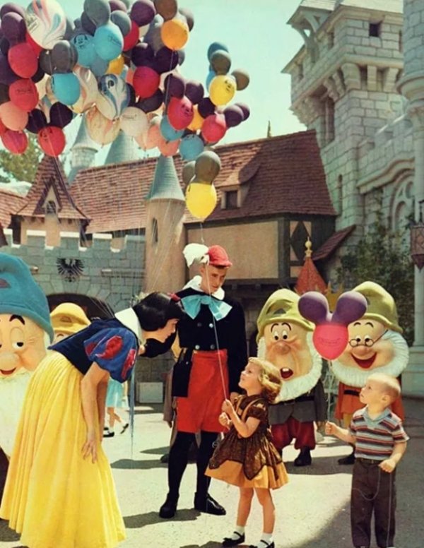 Disneyland, 1975